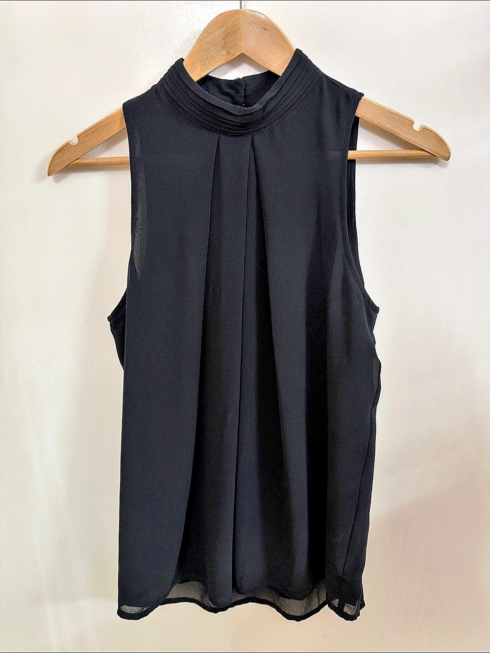 naked zebra Black Pleated Blouse Size Small Like New